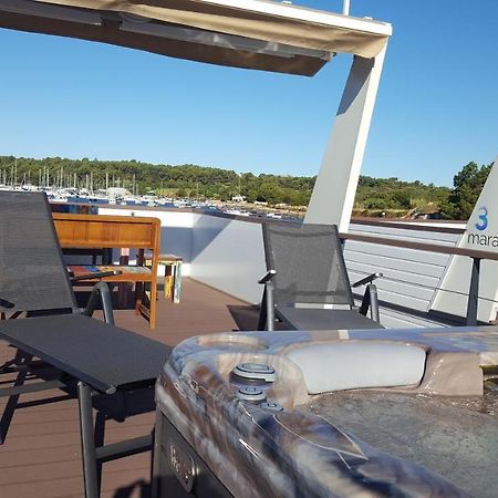 House Boat - Floating House Sofia Hotel PUY Exterior foto