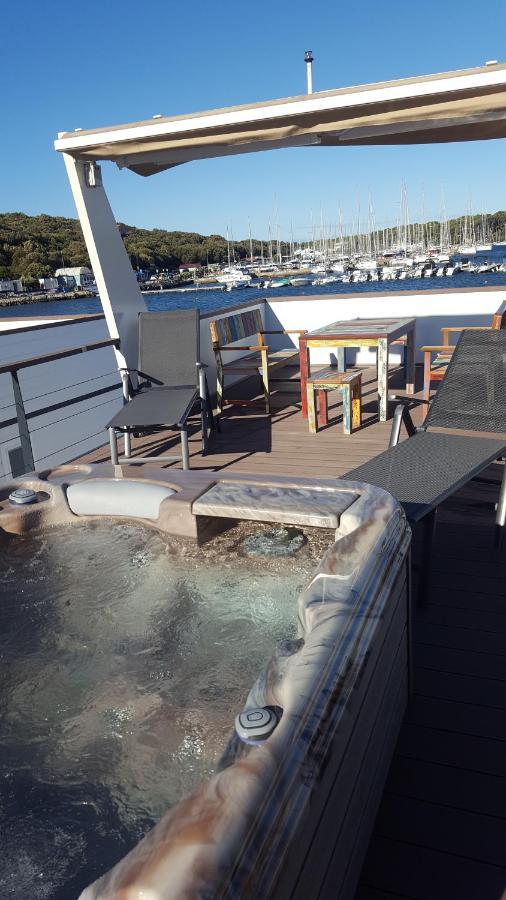 House Boat - Floating House Sofia Hotel PUY Exterior foto