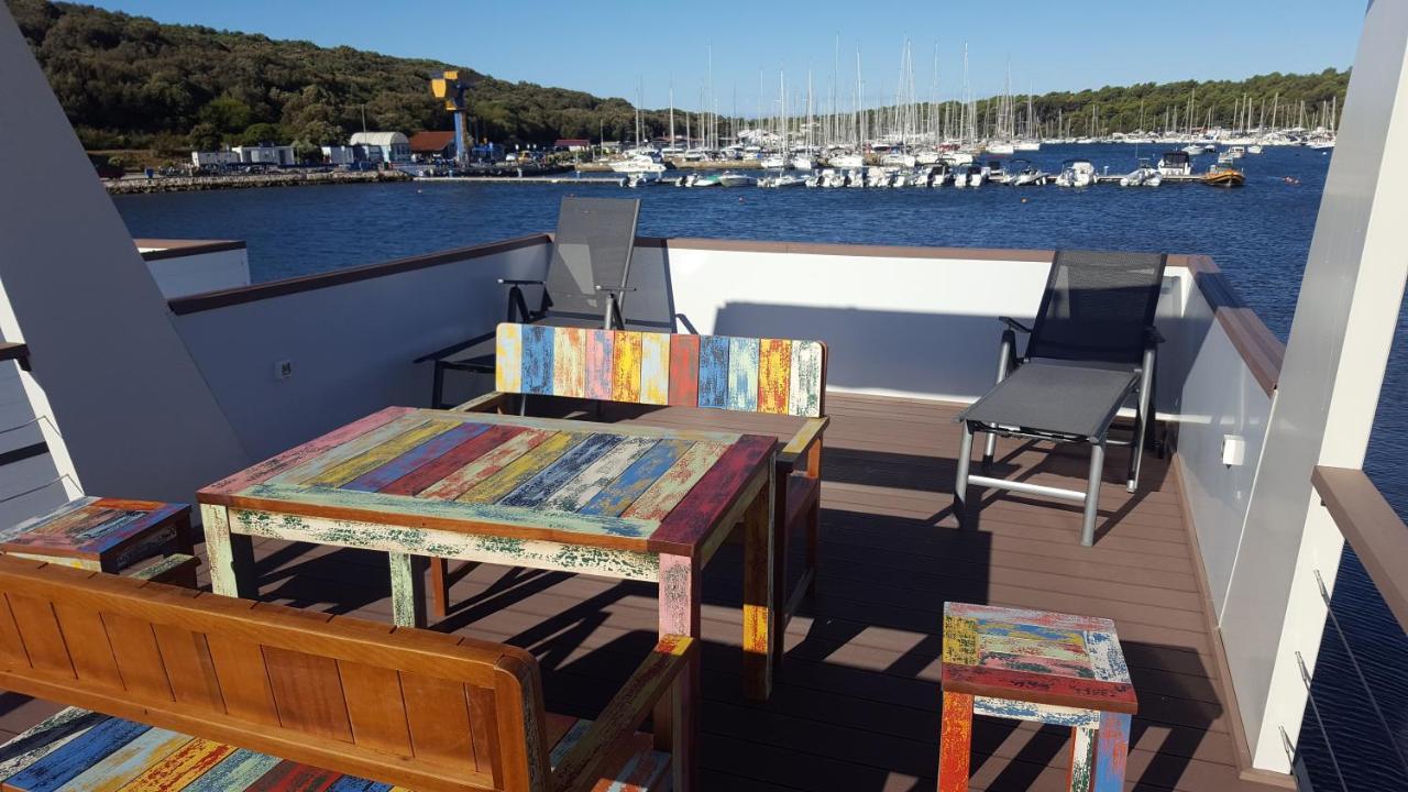 House Boat - Floating House Sofia Hotel PUY Exterior foto